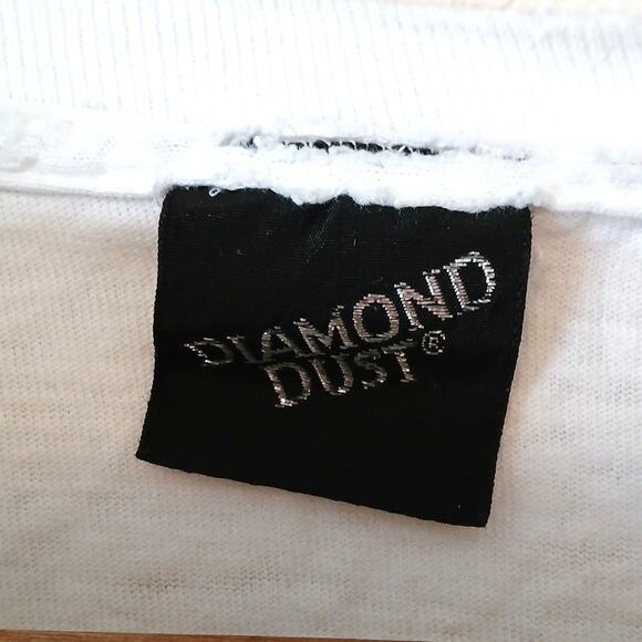 Vintage Diamond Dust native headdress sparkle graphic 1990 crop - Picture 4 of 7